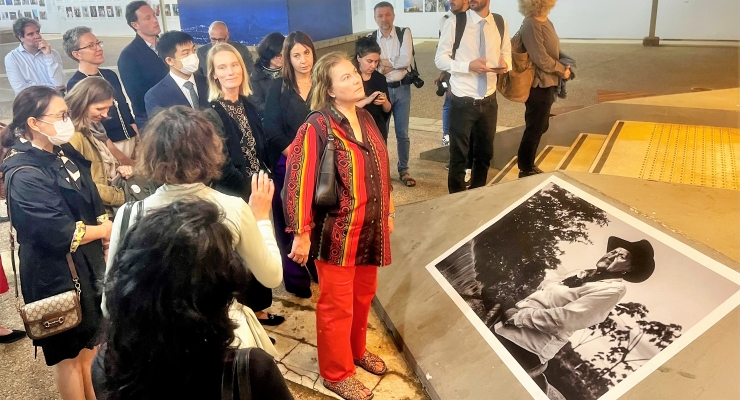 La Embajada de Colombia en Israel invita a la exhibición “Volví para verte” de Juanita Escobar en el 10 Festival Internacional de Fotografía